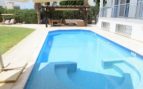 Villa Victoria